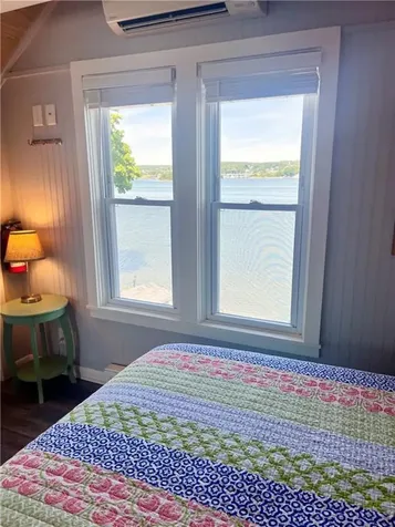 67 Cedar Avenue Portsmouth RI 02871