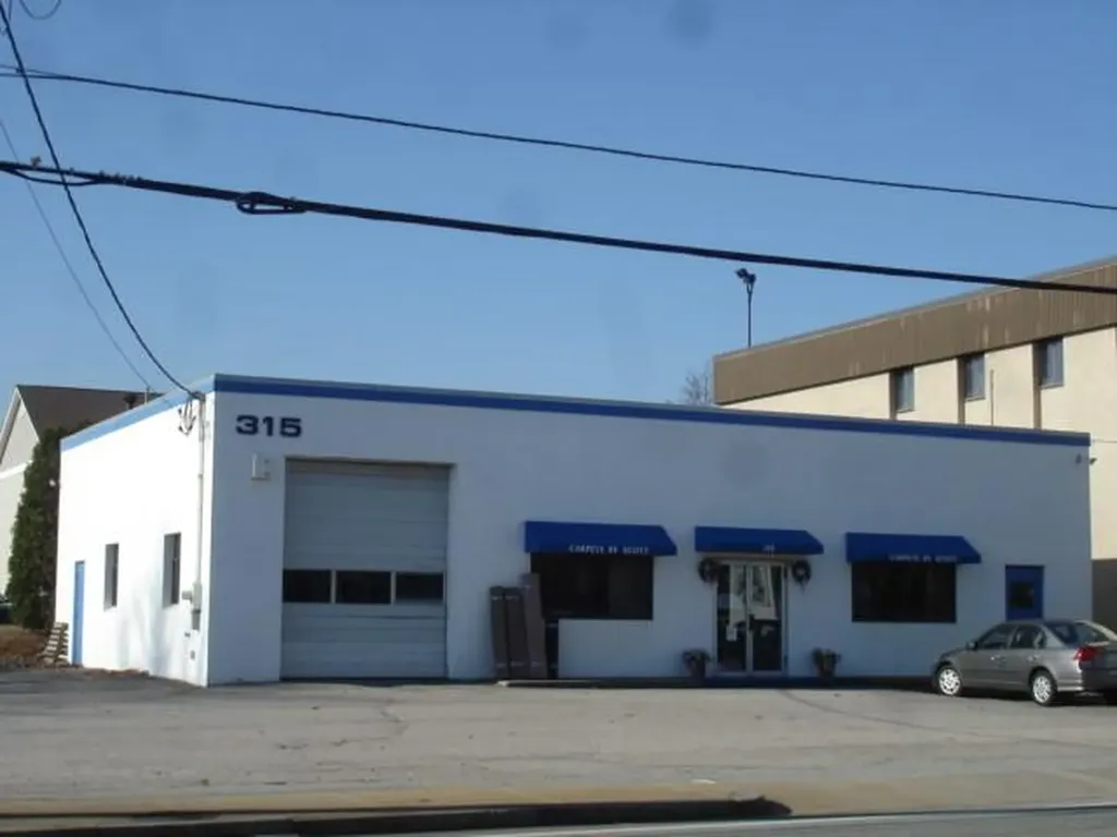 315 Jefferson Boulevard Warwick RI 02888