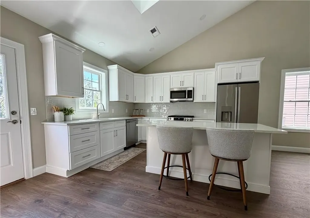 11 Fieldstone Way Johnston RI 02919