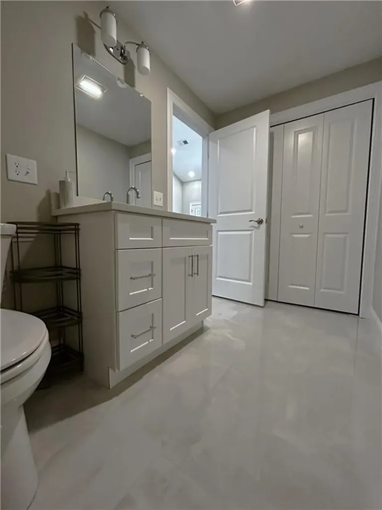11 Fieldstone Way Johnston RI 02919