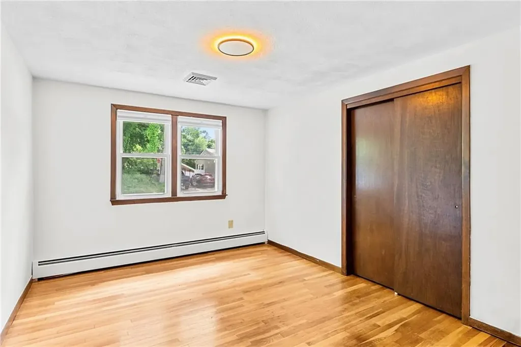 71 Plymouth Street Cranston RI 02920