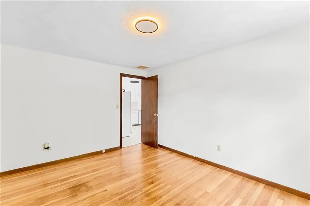 71 Plymouth Street Cranston RI 02920