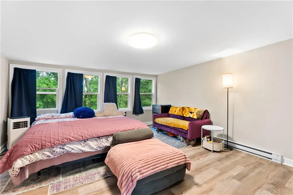 84 Hilton Road Warwick RI 02889