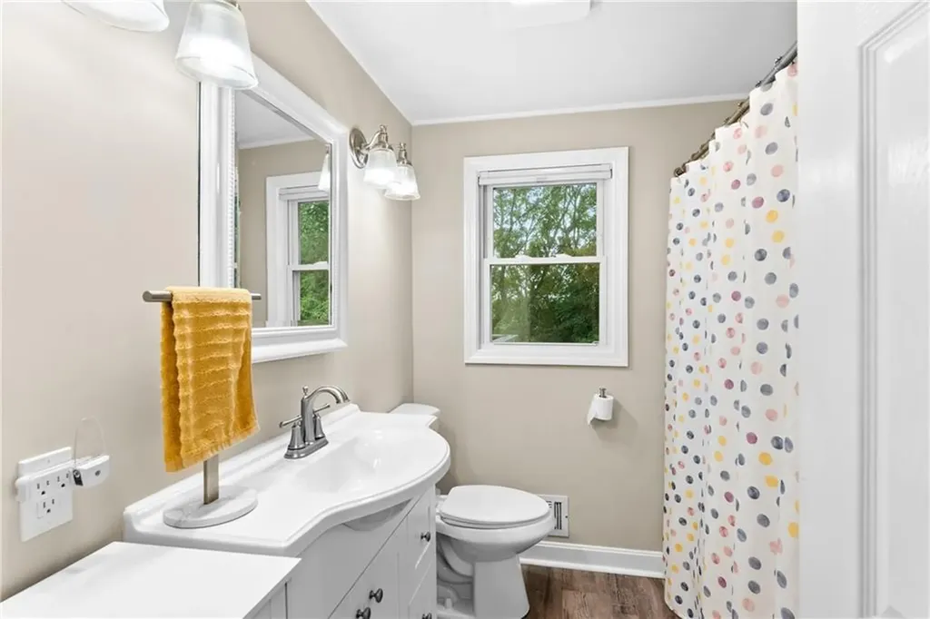 84 Hilton Road Warwick RI 02889