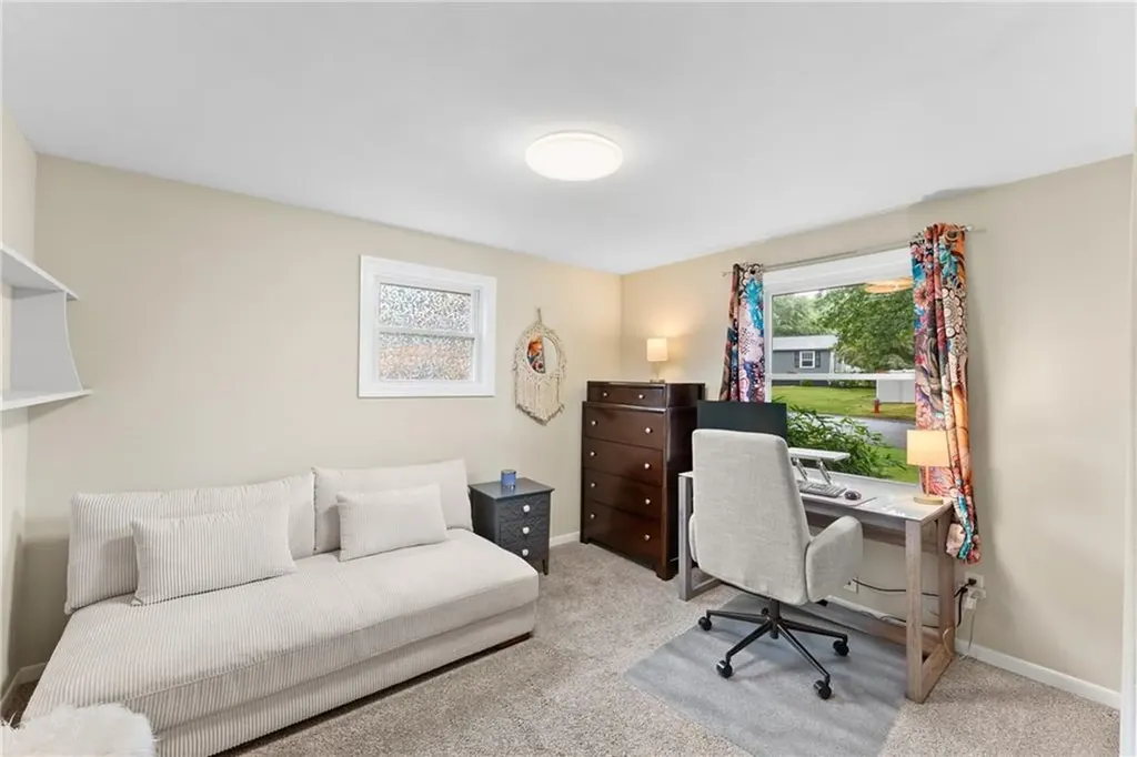 84 Hilton Road Warwick RI 02889