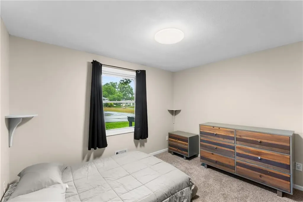 84 Hilton Road Warwick RI 02889