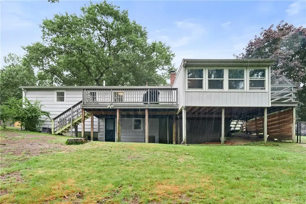 84 Hilton Road Warwick RI 02889