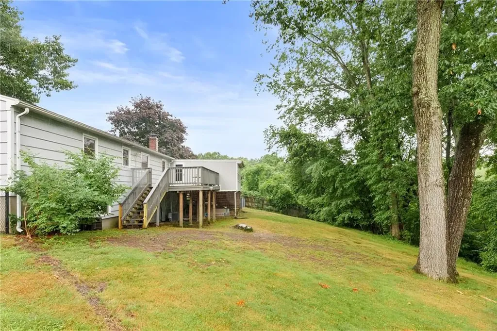 84 Hilton Road Warwick RI 02889