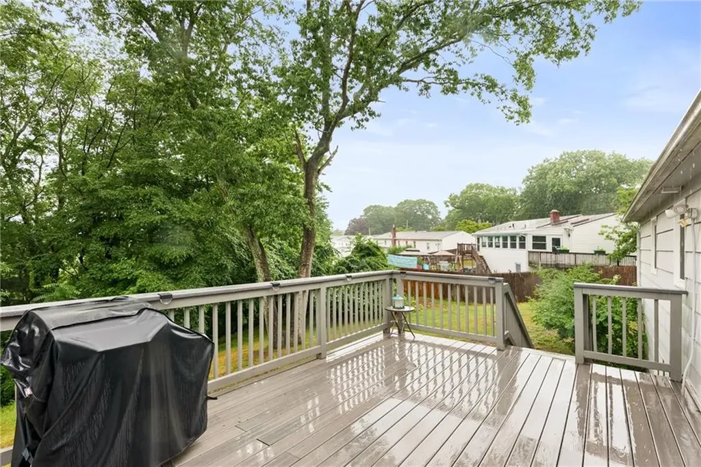 84 Hilton Road Warwick RI 02889