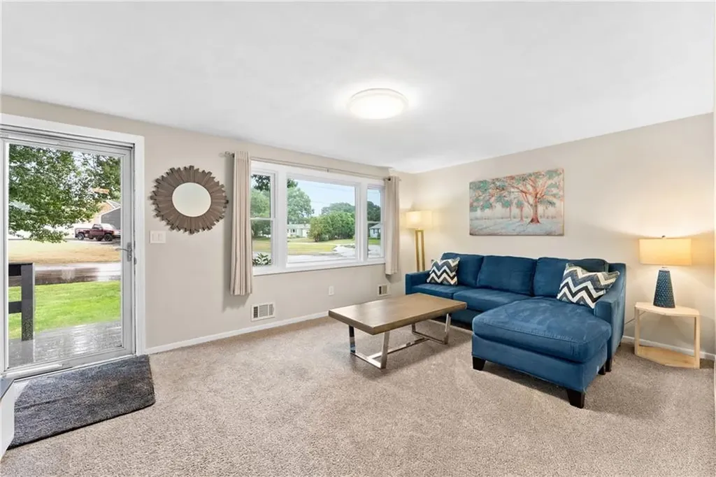 84 Hilton Road Warwick RI 02889