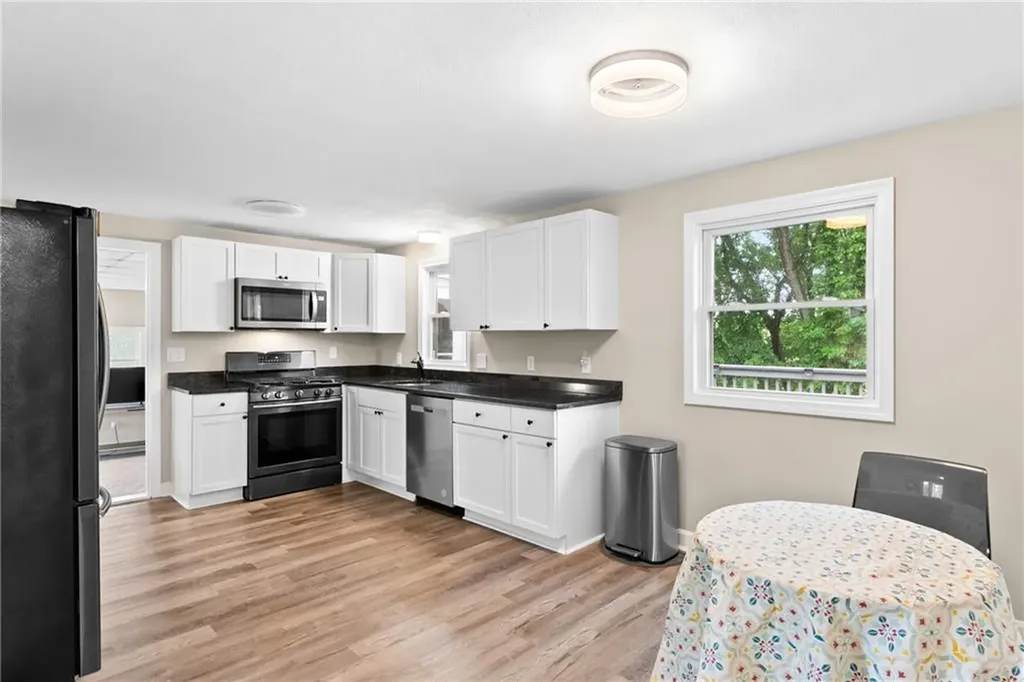 84 Hilton Road Warwick RI 02889