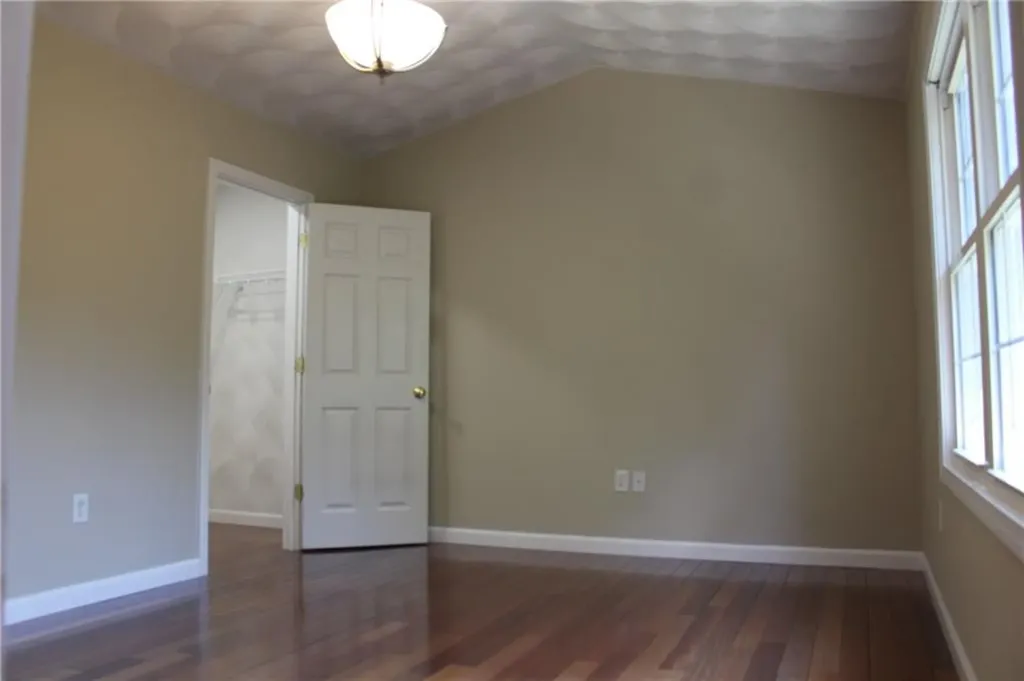 56 Mckay Court Warwick RI 02889