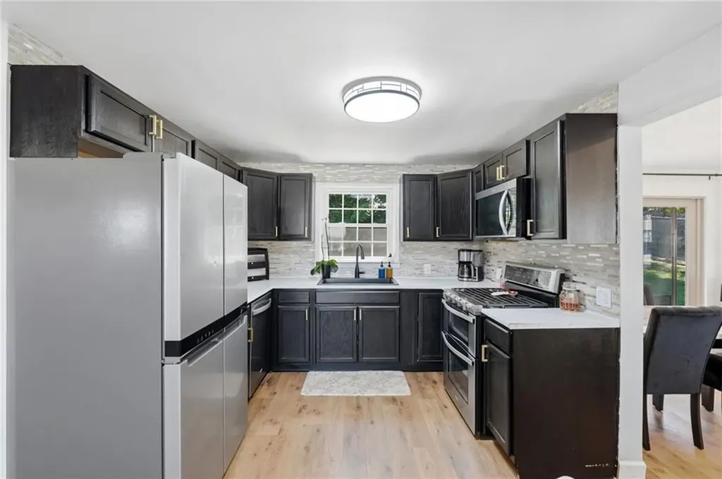 80 Barrett Avenue North Providence RI 02904