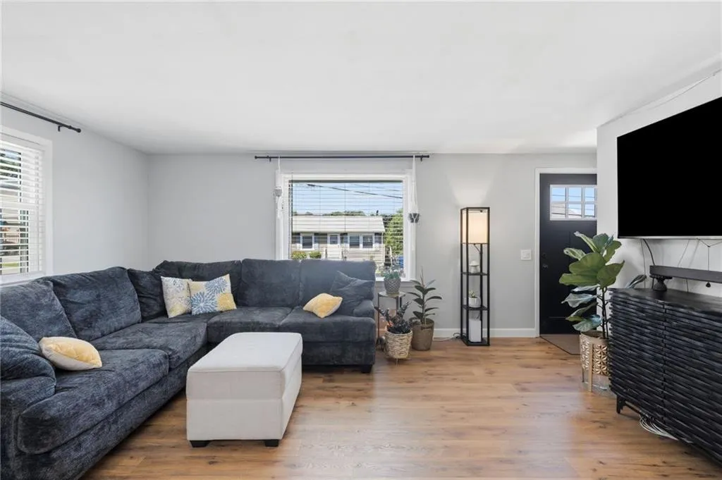 80 Barrett Avenue North Providence RI 02904