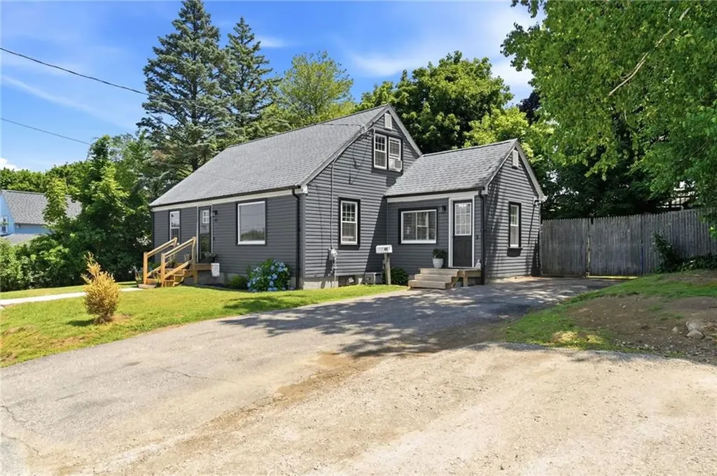 80 Barrett Avenue North Providence RI 02904