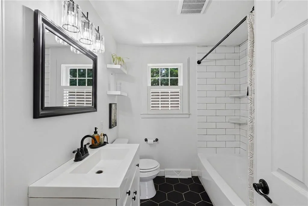 80 Barrett Avenue North Providence RI 02904