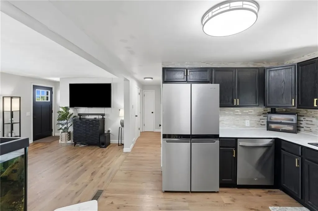 80 Barrett Avenue North Providence RI 02904