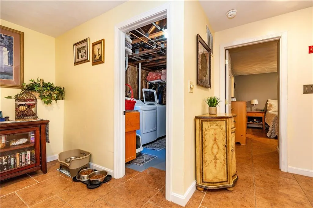 3 Glendale Avenue Warwick RI 02889