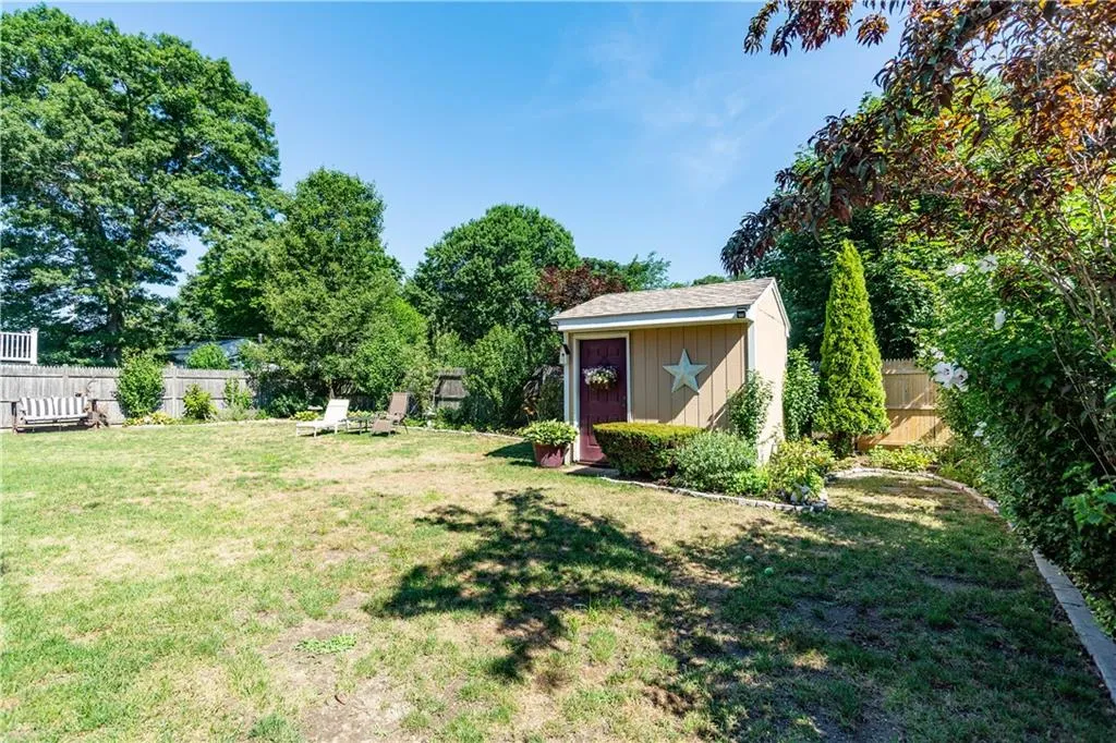 3 Glendale Avenue Warwick RI 02889