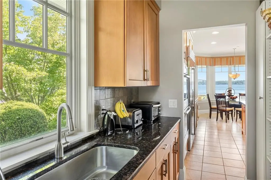 81 Quarry Road North Kingstown RI 02874