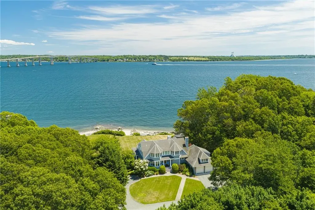 81 Quarry Road North Kingstown RI 02874