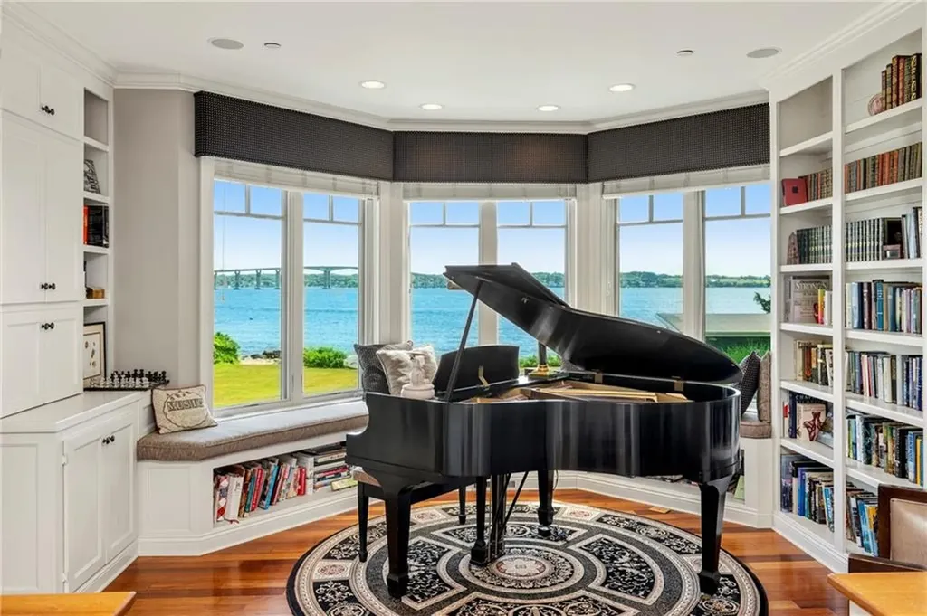 81 Quarry Road North Kingstown RI 02874