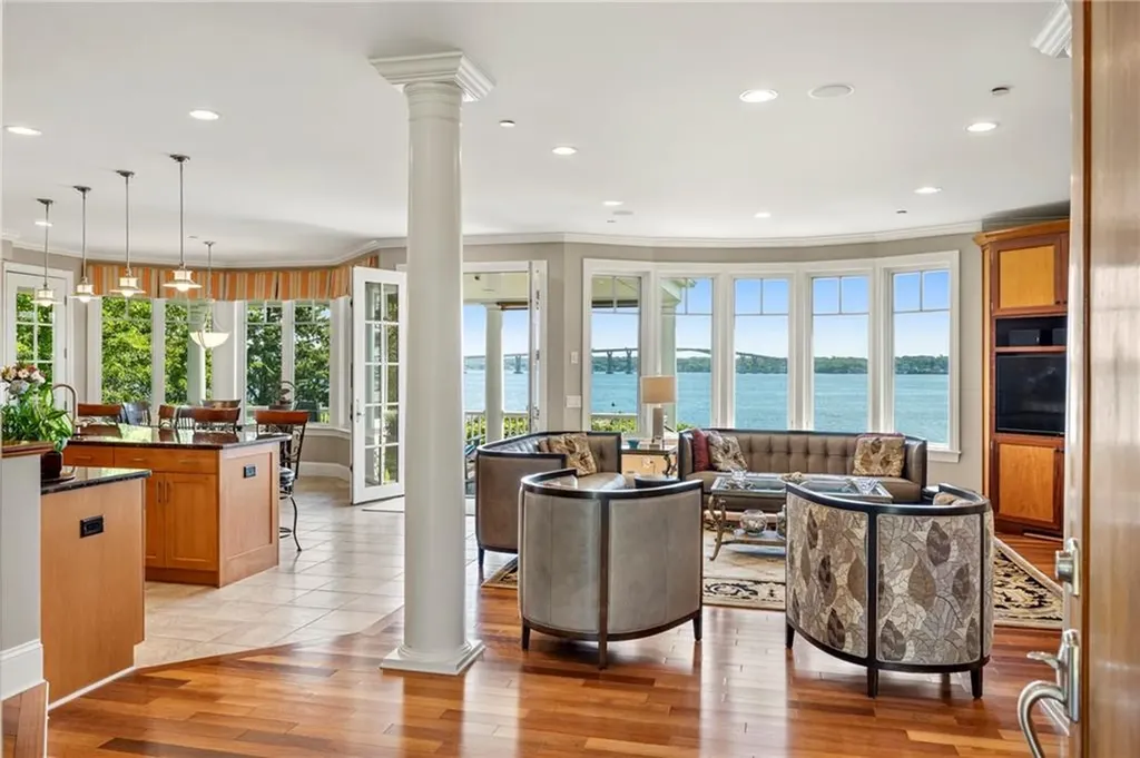 81 Quarry Road North Kingstown RI 02874