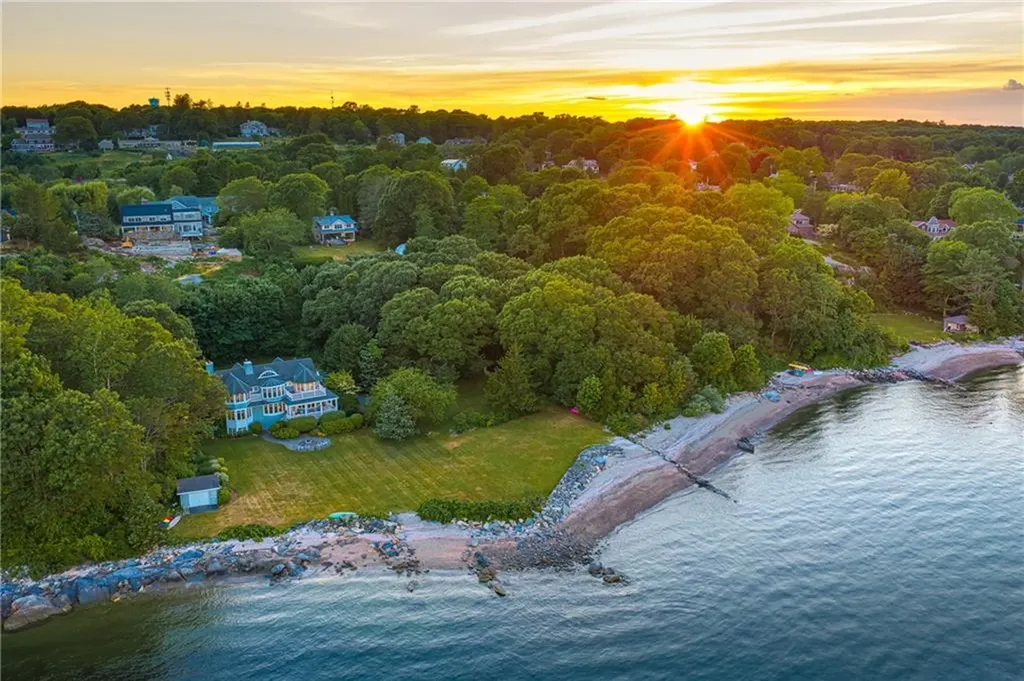 81 Quarry Road North Kingstown RI 02874