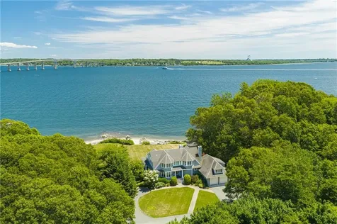 81 Quarry Road North Kingstown RI 02874