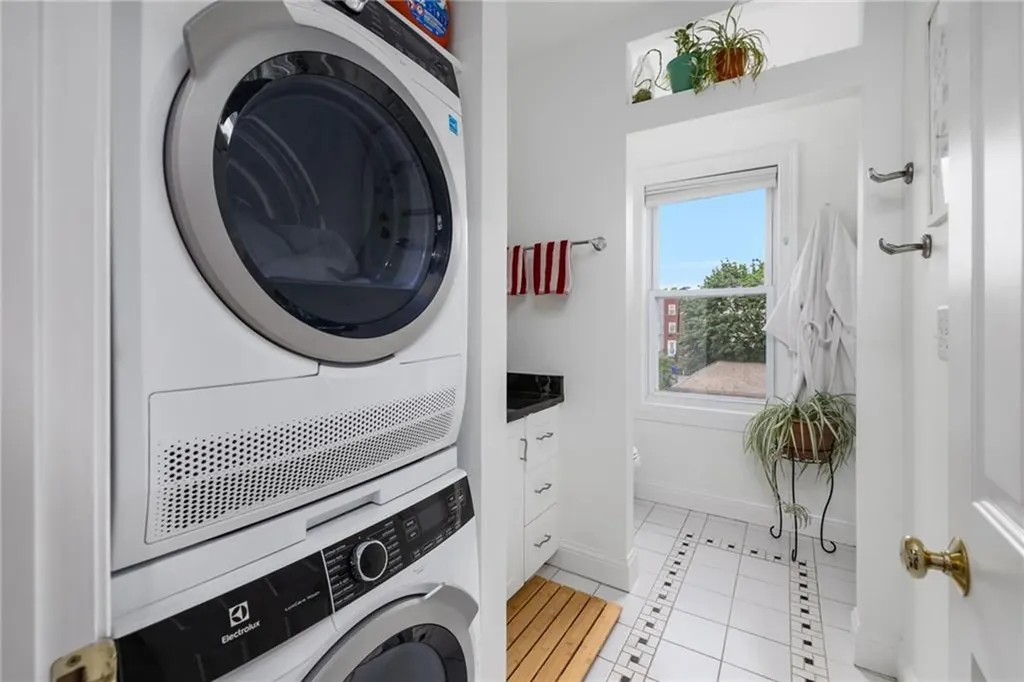 510 Wickenden Street Providence RI 02903