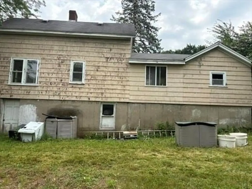 2 Barden Lane Warren RI 02885