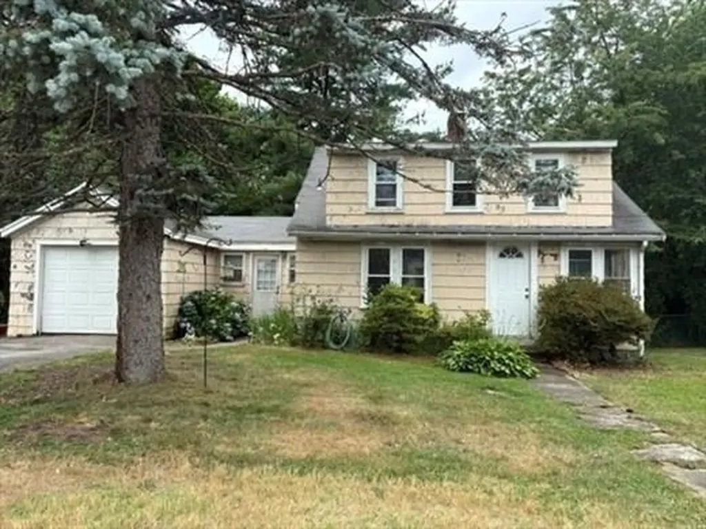 2 Barden Lane Warren RI 02885