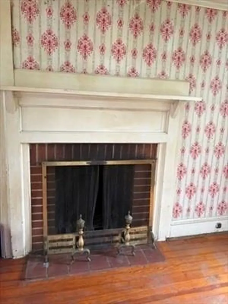 2 Barden Lane Warren RI 02885