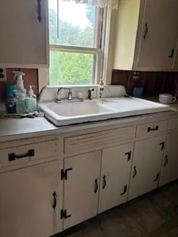 2 Barden Lane Warren RI 02885