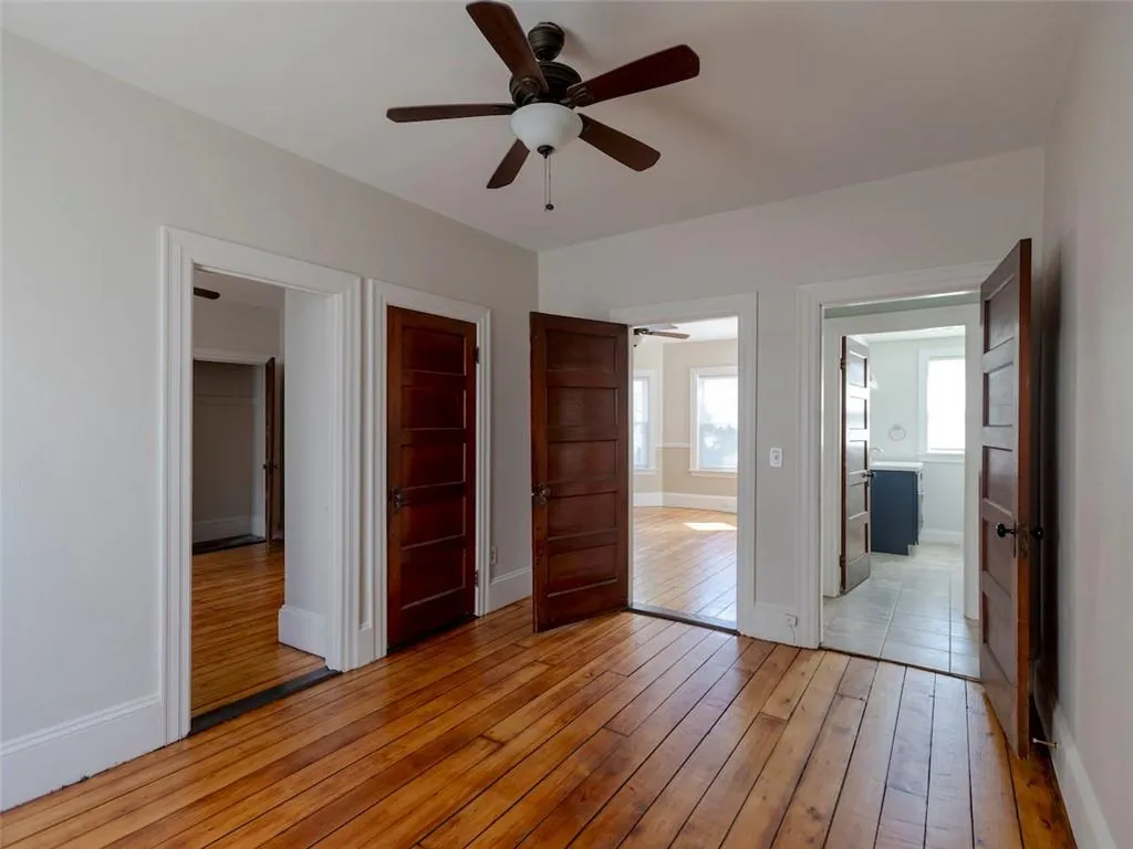 18 Meader Street Providence RI 02909