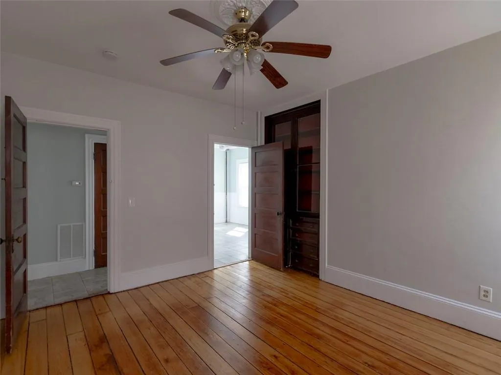 18 Meader Street Providence RI 02909