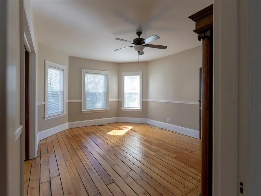 18 Meader Street Providence RI 02909