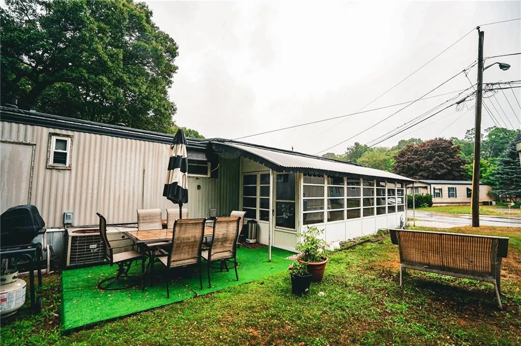 979 #7 Tollgate Road Warwick RI 02886