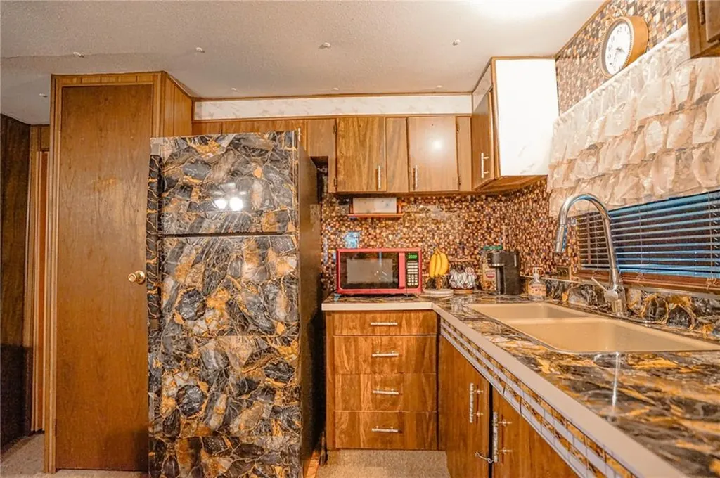 979 #7 Tollgate Road Warwick RI 02886