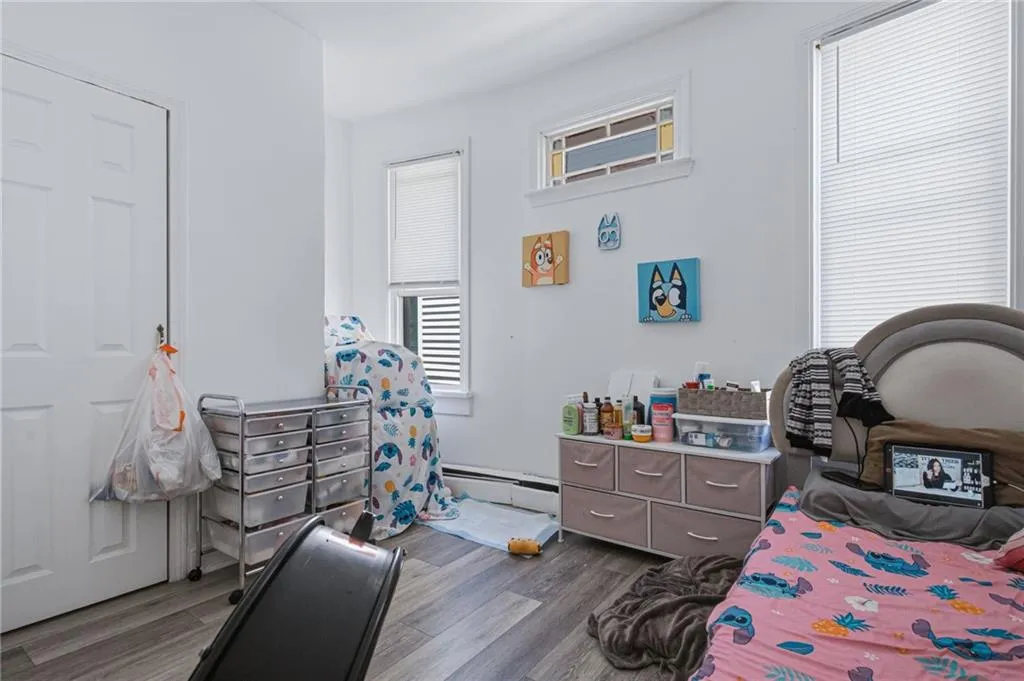 53 Alger Avenue Providence RI 02907