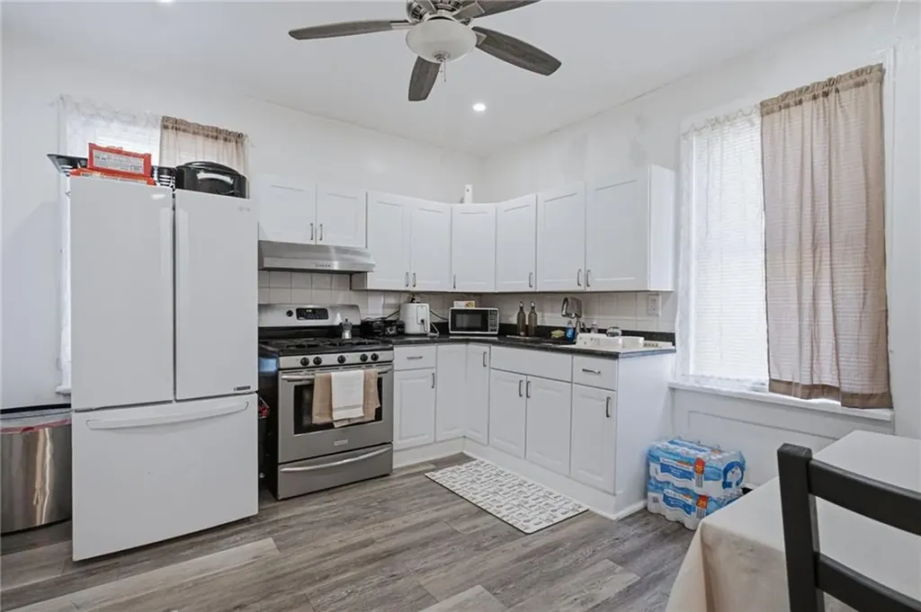 53 Alger Avenue Providence RI 02907