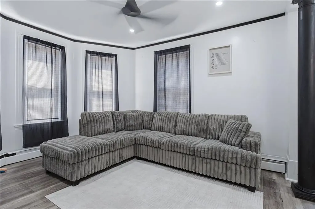 53 Alger Avenue Providence RI 02907