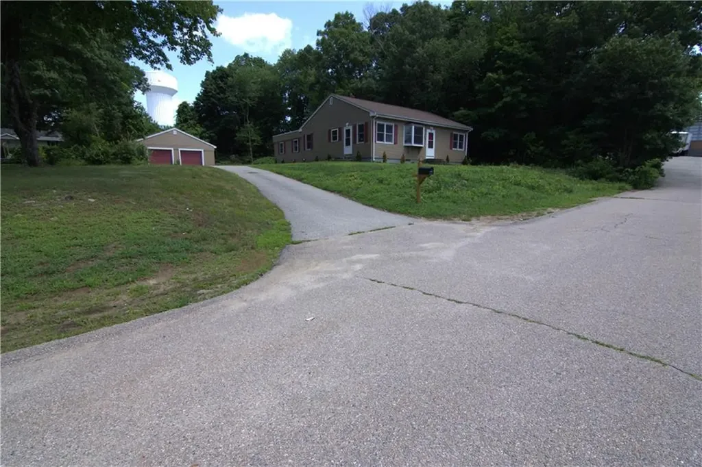 304 Getchell Avenue Woonsocket RI 02895