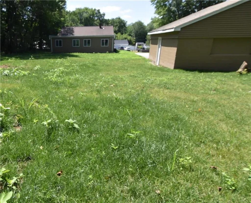 304 Getchell Avenue Woonsocket RI 02895