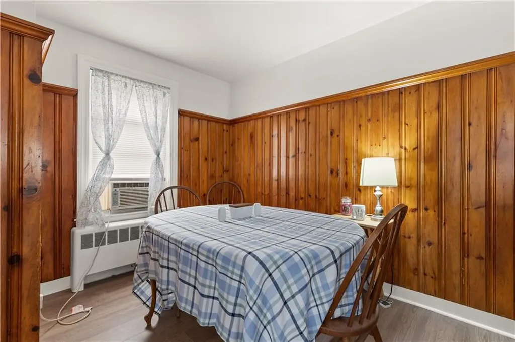 25 Davis Street Warren RI 02885