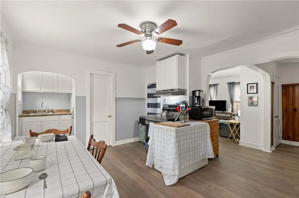 25 Davis Street Warren RI 02885