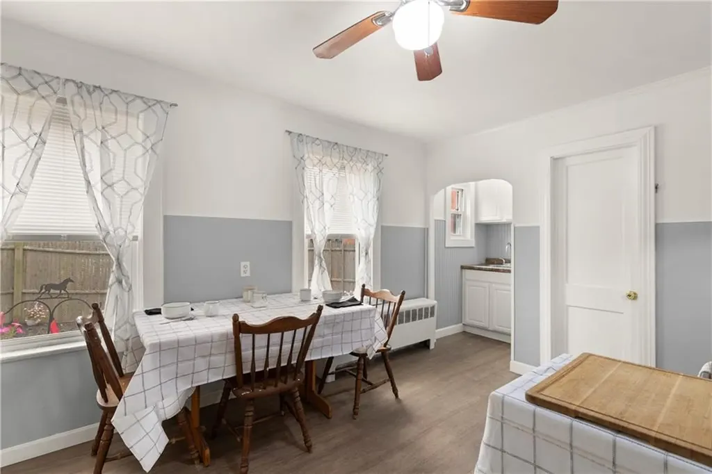 25 Davis Street Warren RI 02885