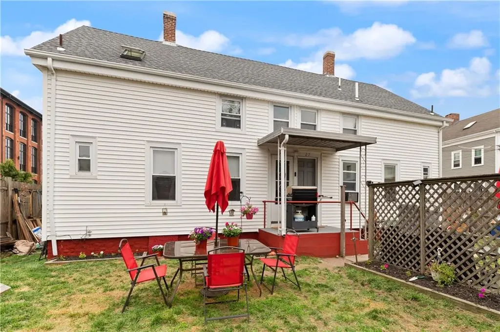 25 Davis Street Warren RI 02885