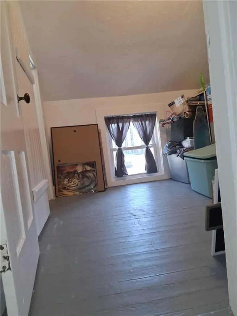 25 Davis Street Warren RI 02885
