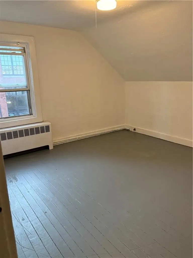 25 Davis Street Warren RI 02885